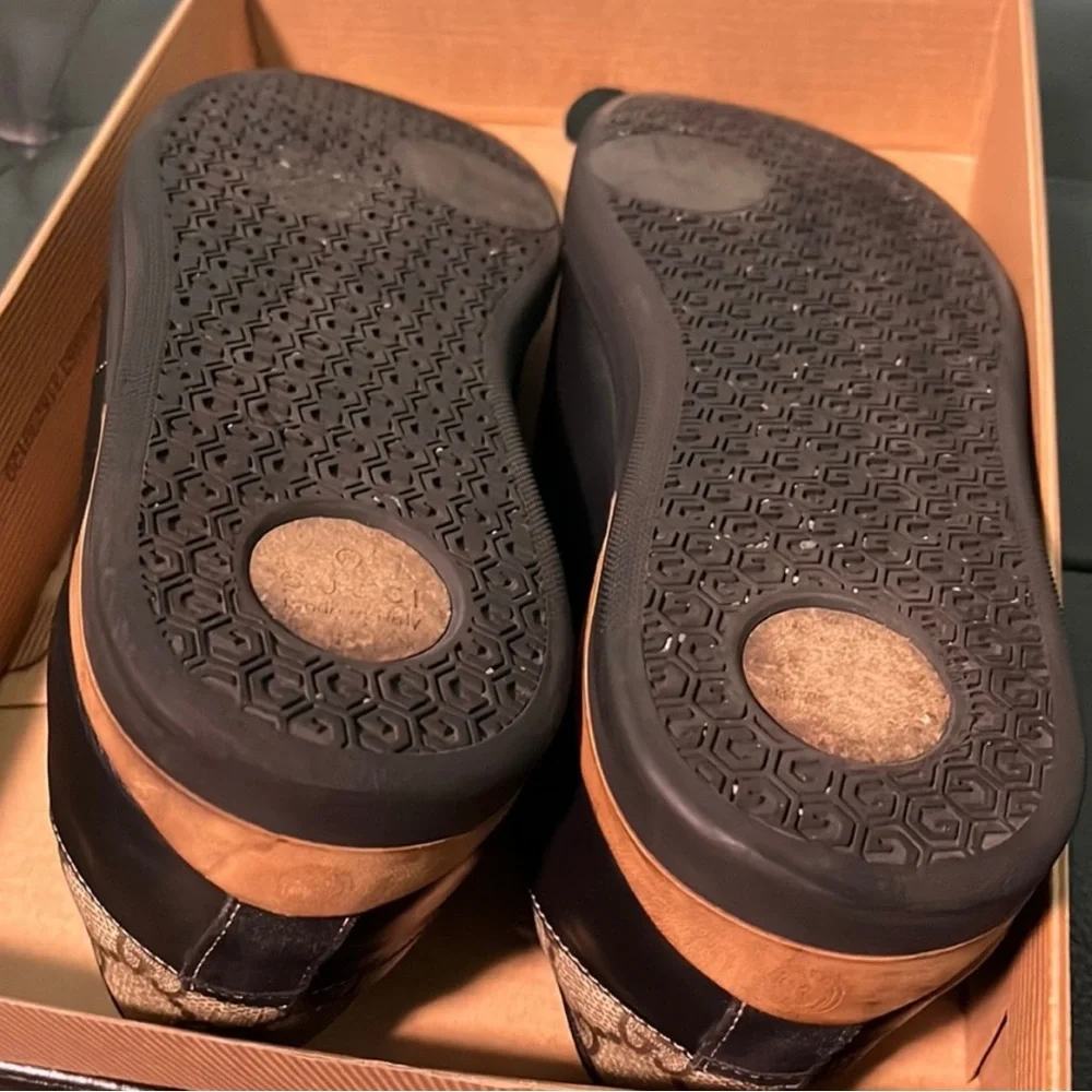 Gucci, men’s sneakers, size 10, authentic 100%